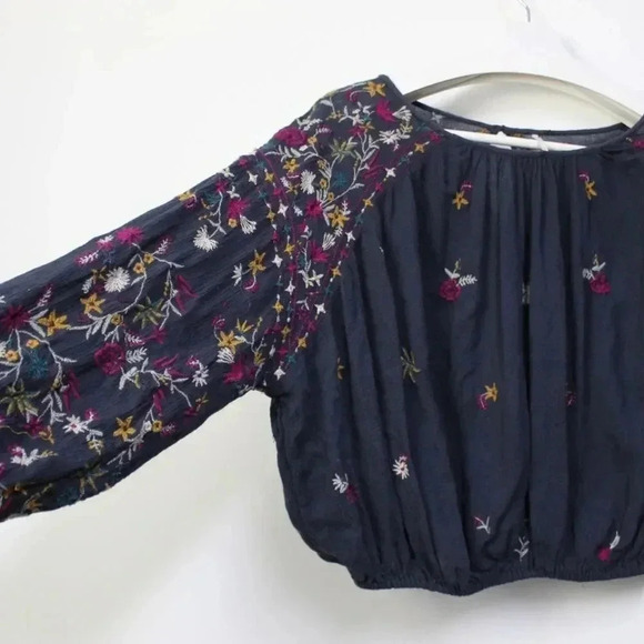 Free People cropped navy gauze embroidered top med - Picture 6 of 12
